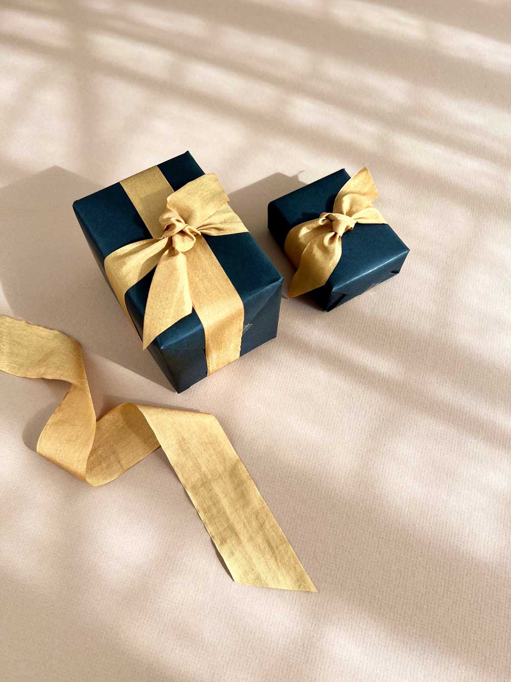 Black & Gold Gift Wrap