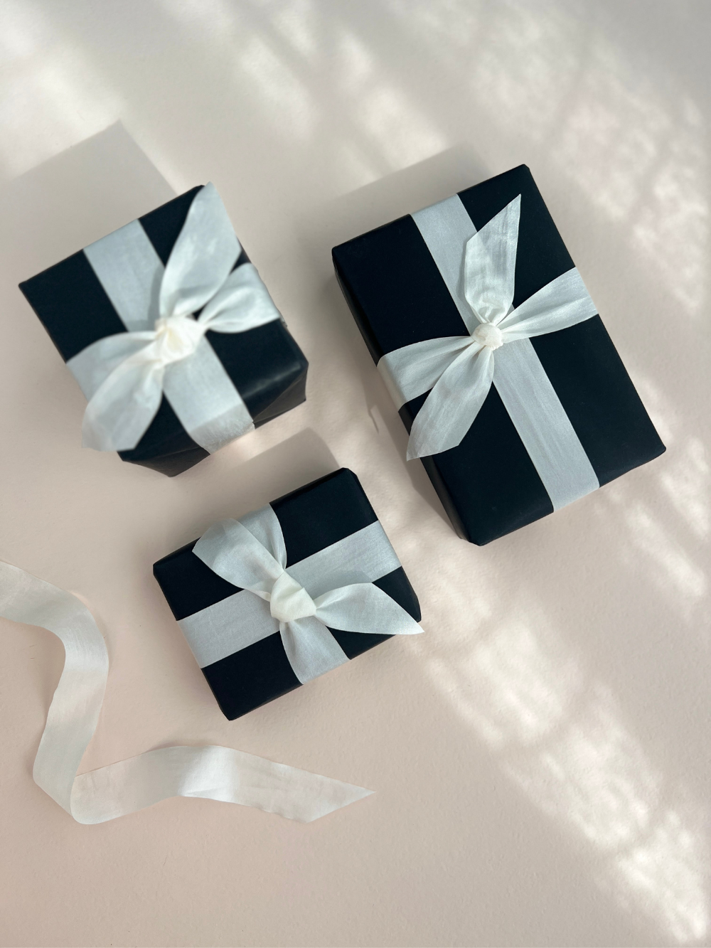 White & French Blue Gift Wrap – bocu